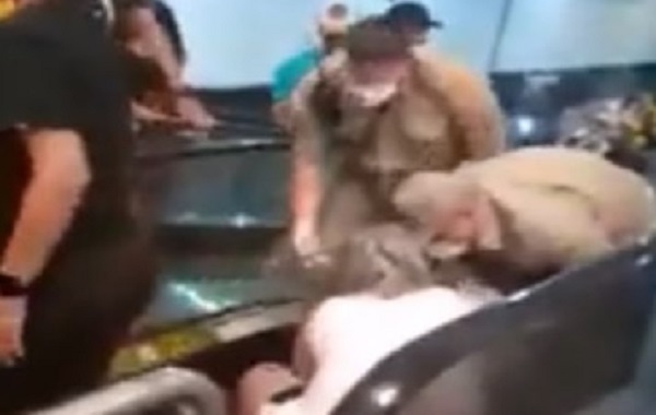 o_1em4gmb3e1sp71j3b955tpqvtda