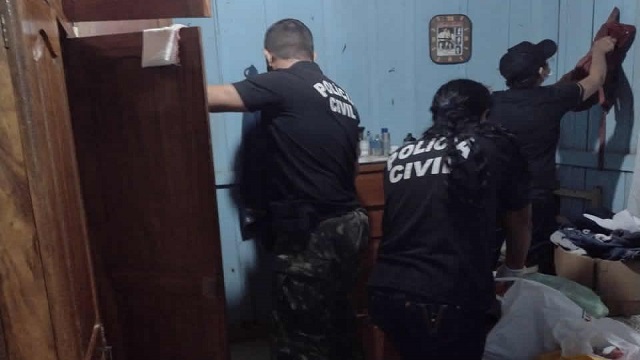 o_1f0981asr6ul1p326rf12an13pea