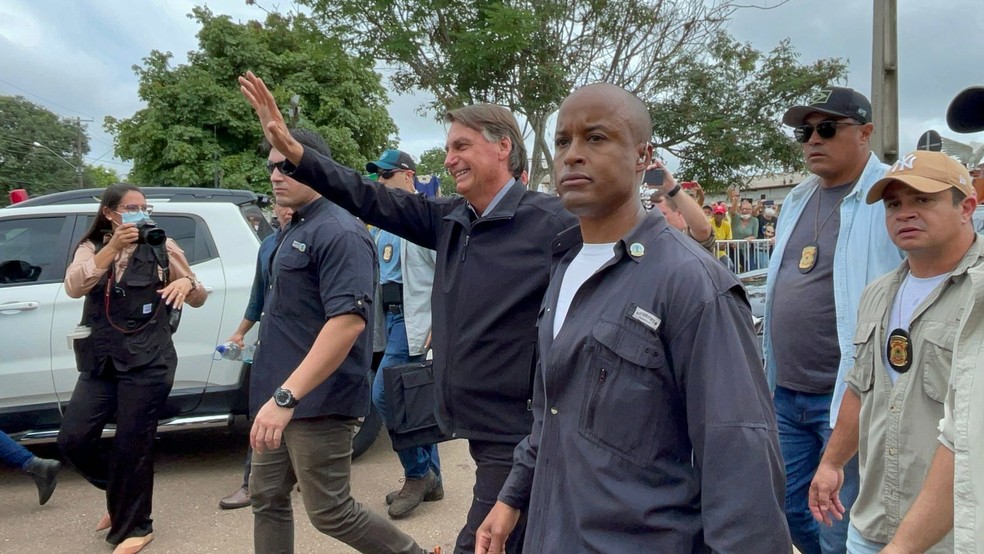Jair Bolsonaro chega a Porto Velho para encontro com presidente Peruano — Foto: Hebert Novaes/CBN Amazônia