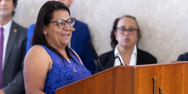 191165bc-5f68-4daf-b4ce-031310c0dc23