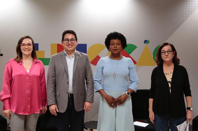 3321c525-bf6c-4d0e-bc5d-a35a2a20e1c6