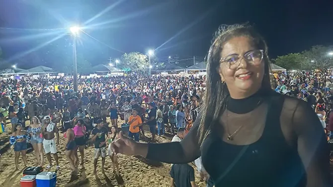 Vereadora Irene Alves prestigia abertura do festival de Praia de Pimenteiras e parabeniza a comissão organizadora